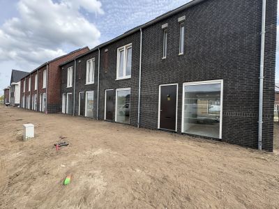 NIEUWBOUW: 23 Woningen te Heesch